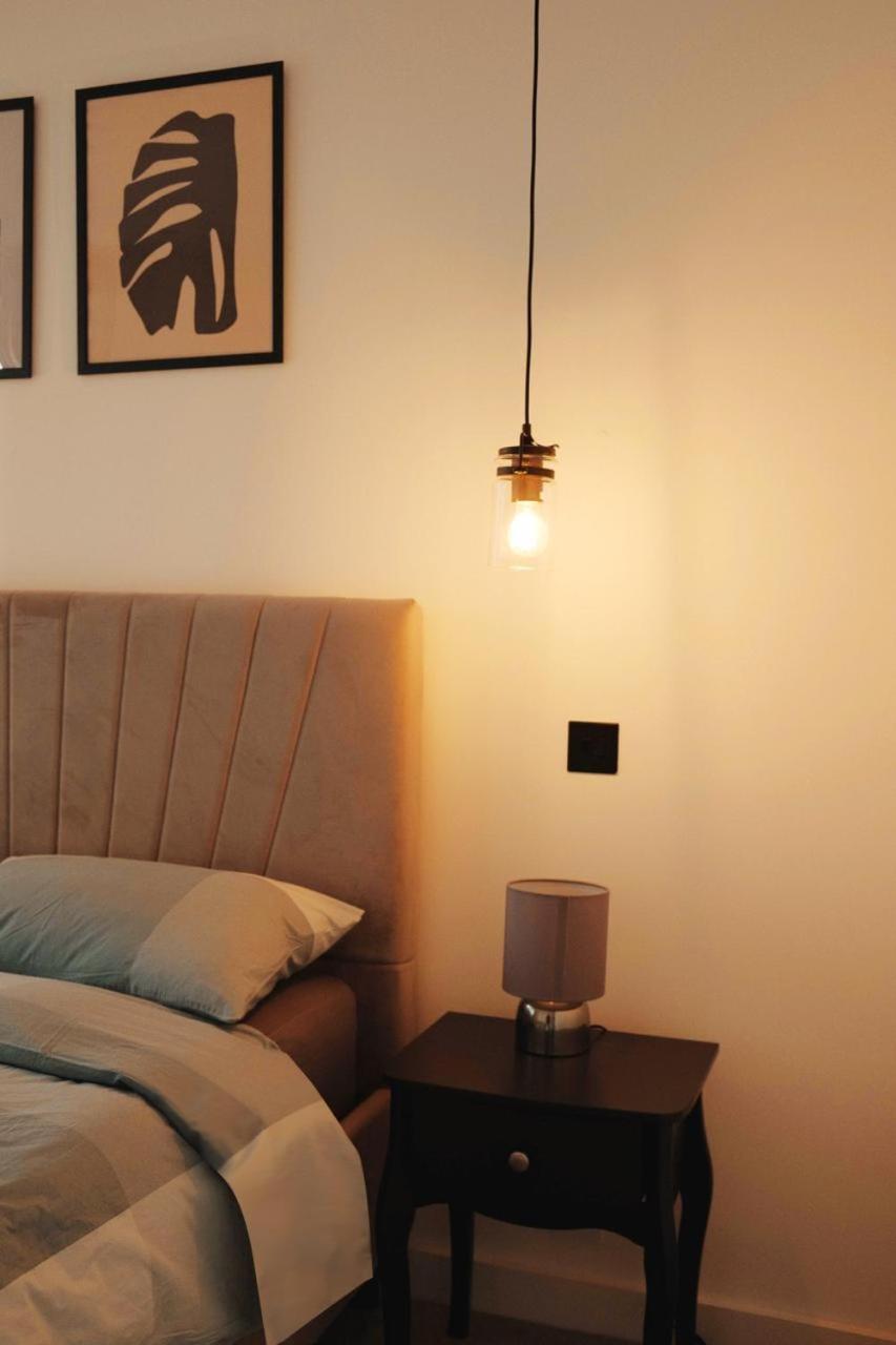Luxury 2bed 2bath Next To Tower Bridge